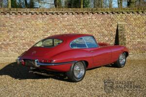 Imagen 20/50 de Jaguar E-Type (1968)