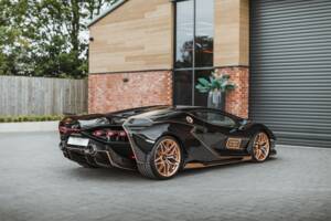 Image 65/68 of Lamborghini Sián FKP 37 (2021)