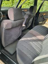 Image 5/12 of Mercedes-Benz 420 SE (1989)