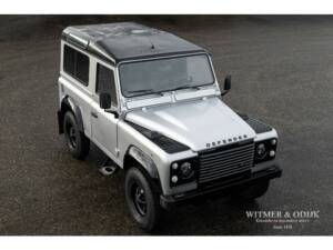 Imagen 11/18 de Land Rover Defender 90 (1996)