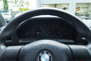 Image 36/57 of BMW M3 (1988)