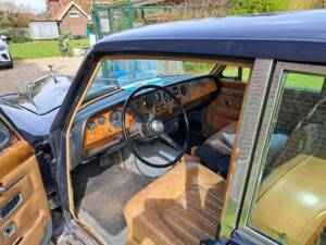 Image 2/8 de Rolls-Royce Silver Shadow I (1967)