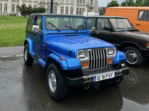 Image 6/8 of Jeep Wrangler 4.0 (1991)