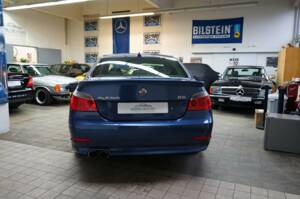 Image 12/45 of ALPINA B5 (2005)