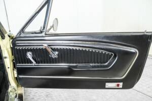 Immagine 42/50 di Ford Mustang 289 (1965)