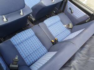 Image 43/75 de Volkswagen Golf Mk I Convertible 1.8 (1991)