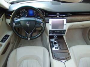 Image 42/99 of Maserati Quattroporte GTS (2014)