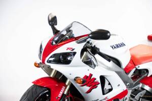 Bild 38/50 von Yamaha YZF 1000 R1 (1998)