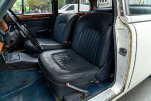Image 12/15 de Jaguar Mk II 3.4 (1964)