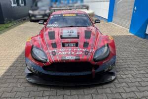 Afbeelding 2/14 van Aston Martin V12 Vantage GT3 (2013)
