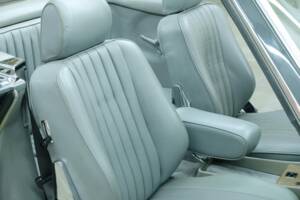 Image 28/50 de Mercedes-Benz 560 SL (1988)
