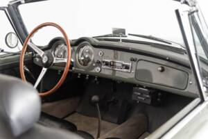 Image 29/38 of Lancia Aurelia B24 Convertible (1957)