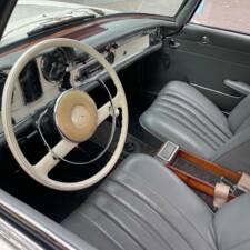 Imagen 13/30 de Mercedes-Benz 230 SL (1966)