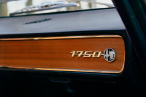 Image 50/78 of Alfa Romeo 1750 Berlina (1970)