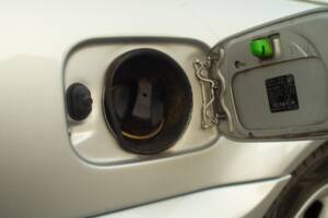 Afbeelding 48/58 van BMW 330i (2002)