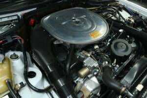 Bild 42/50 von Mercedes-Benz 560 SEC (1988)