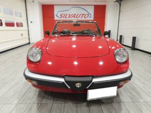 Image 2/15 of Alfa Romeo 1.6 Spider (1989)