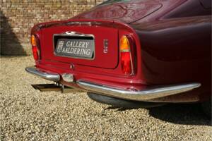 Bild 21/50 von Aston Martin DB 6 Vantage (1966)