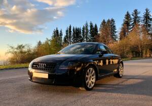 Bild 1/64 von Audi TT 1.8 T quattro (2001)