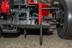 Image 68/85 of Ferrari 641 (1990)