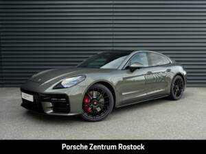 Bild 1/33 von Porsche Panamera GTS (1900)