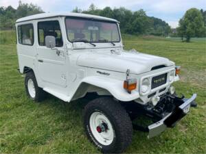 Bild 4/55 von Toyota Land Cruiser FJ 40 (1982)