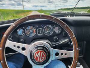 Image 19/55 of MG MGB (1969)