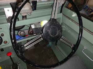 Image 12/17 of Land Rover 88 (1960)