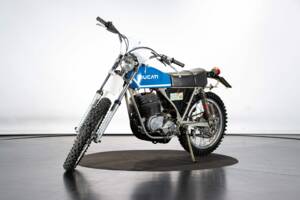 Image 8/50 of Ducati DUMMY (1976)