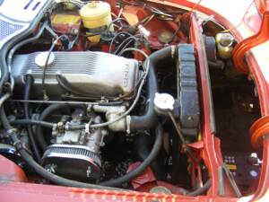 Image 26/34 of Opel GT 1900 (1972)