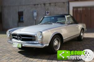 Image 2/10 de Mercedes-Benz 230 SL (1967)