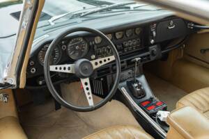 Bild 33/50 von Jaguar E-Type V12 (2+2) (1971)