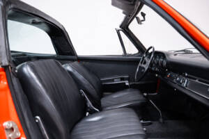 Image 17/40 of Porsche 911 2.0 T (1969)