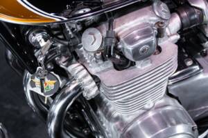 Bild 43/50 von Honda CB 500 Four (1975)