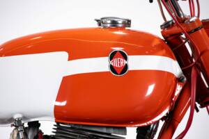 Bild 39/50 von Gilera Giubileo 175 Sport (1963)