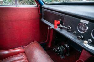 Image 22/42 of TVR Grantura (1960)