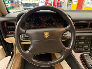 Bild 8/21 von Jaguar XJ 6 4.0 (1996)