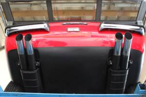 Image 14/22 of Ferrari 365 GTB&#x2F;4 Daytona (1971)