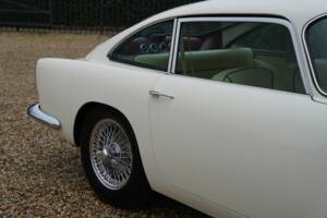 Afbeelding 22/50 van Aston Martin DB 4 (1961)