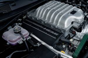 Image 64/86 of Dodge Challenger SRT "Black Ghost" (2023)