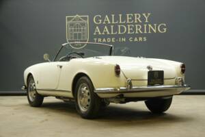 Bild 2/50 von Alfa Romeo Giulietta Spider (1957)