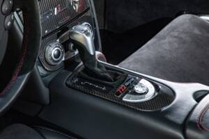 Image 16/25 of Mercedes-Benz SLR McLaren 722 (2006)