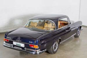 Bild 10/34 von Mercedes-Benz 280 SE 3,5 (1969)