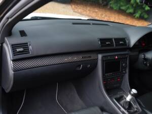 Bild 16/48 von Audi RS4 (2007)