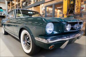 Image 2/11 of Ford Mustang 289 (1965)