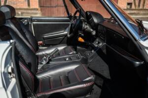 Image 36/40 of Alfa Romeo 2.0 Spider (1987)