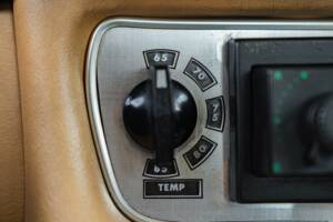 Imagen 39/50 de Jaguar XJ 6 4.2 (1981)