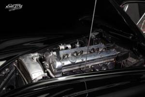 Image 5/7 de Jaguar XK 120 DHC (1954)