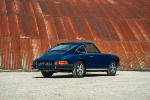 Image 2/27 de Porsche 911 2.2 T (1971)