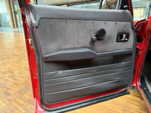 Image 17/42 of Saab 900 2.0i 16V (1991)